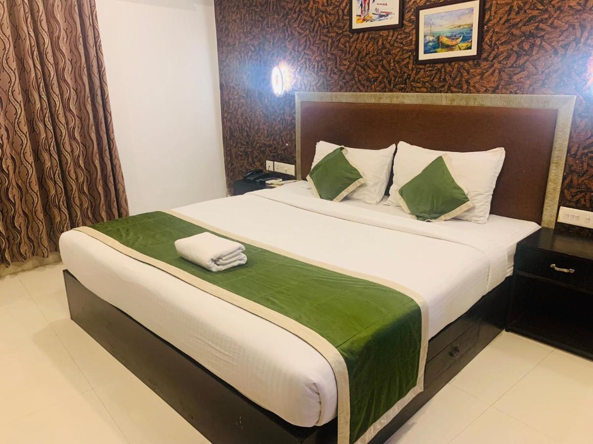 Hotel Greenlife Kochi Buitenkant foto